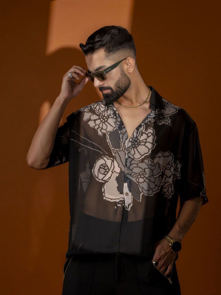 Streak Hawk Trans Print Baggy Fit Shirt In Black